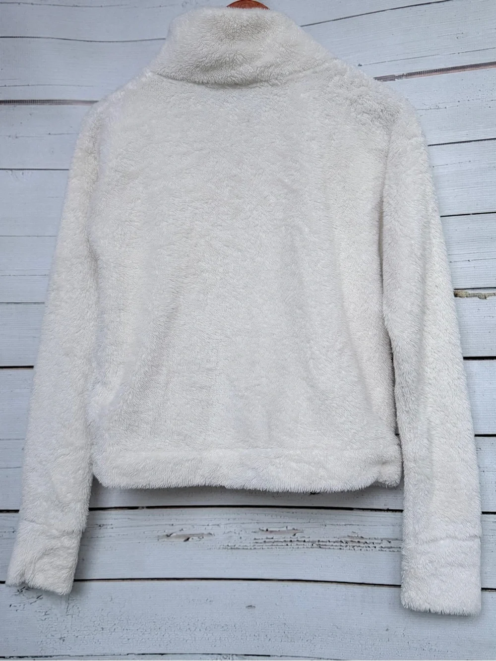 all in motion White Plush sweater
